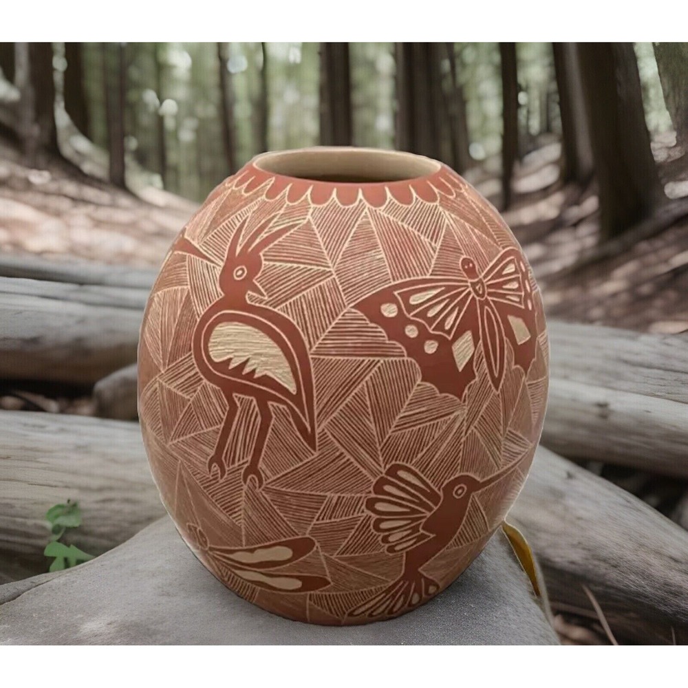Mata Ortiz Pottery Butterfly Birds Aracely Ledezma Lizard Etched Folk Art Mexico